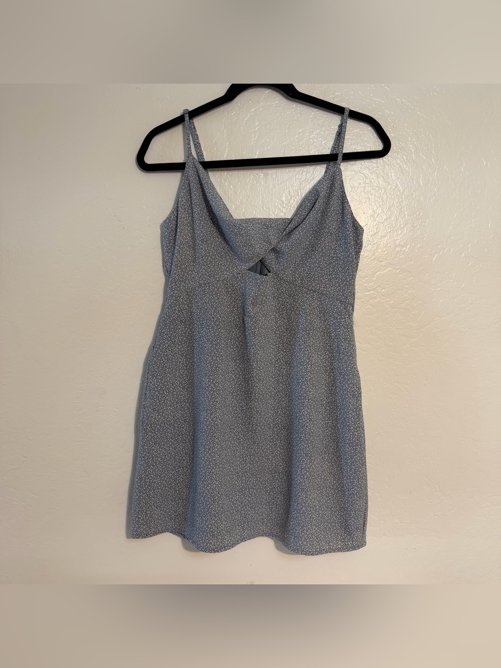 Abercrombie & Fitch Floral Keyhole Front Twist Spaghetti Mini Dress Womens M